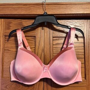 NWOT Vanity Fair Lingerie Illumination Full Figure Bra Size 42D